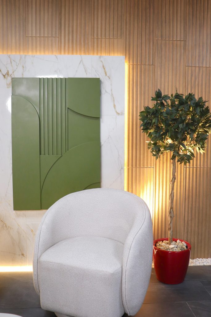 revestimiento de pared con acabado Mate Super Soft en espacio interior